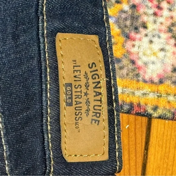 Signature by Levi Strauss Dark Blue Boyfriend Jeans - Picture 3 of 5